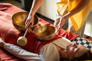 masaje de cuencos tibetanos